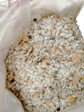 FRUTOS SECOS Y ALBAHACA